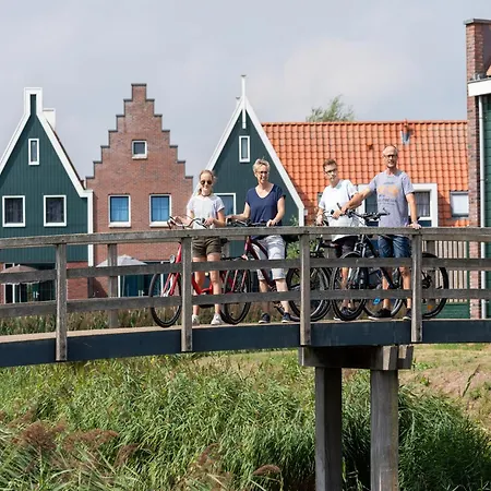 Apartment Restyled On The Markermeer *